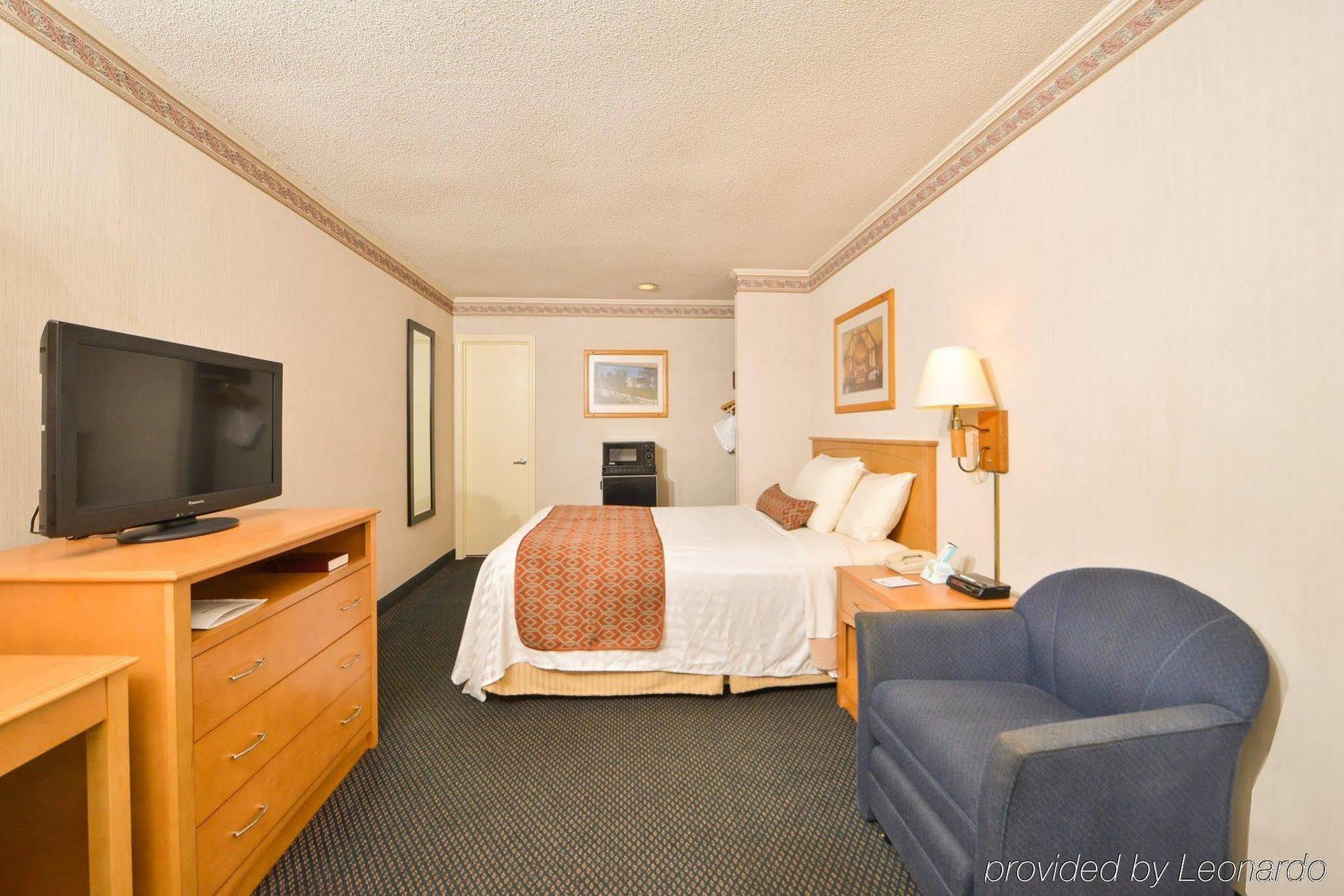 Days Inn By Wyndham Jefferson Exterior photo