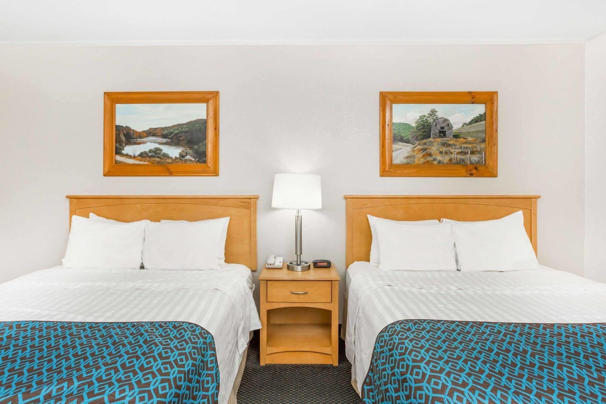 Days Inn By Wyndham Jefferson Exterior photo